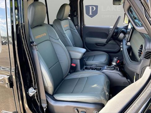 New 2026 Jeep Gladiator Mojave AWD/4WD image 22