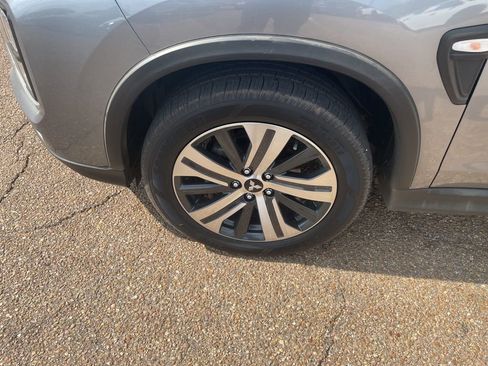 Used 2021 Mitsubishi Outlander Sport FWD image 3