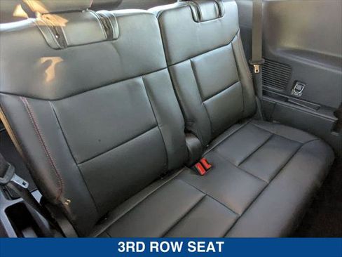 Certified 2023 Ford Explorer ST-Line w/ Class IV Trailer Tow Package image 23