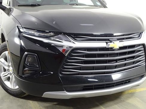 Used 2022 Chevrolet Blazer LT FWD image 39