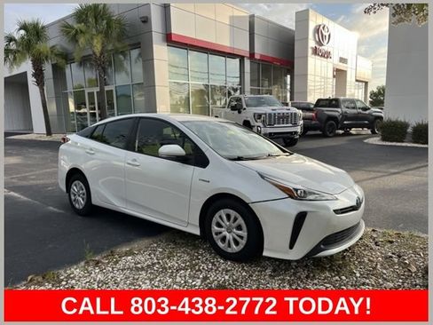 Used 2021 Toyota Prius L Eco FWD image 1