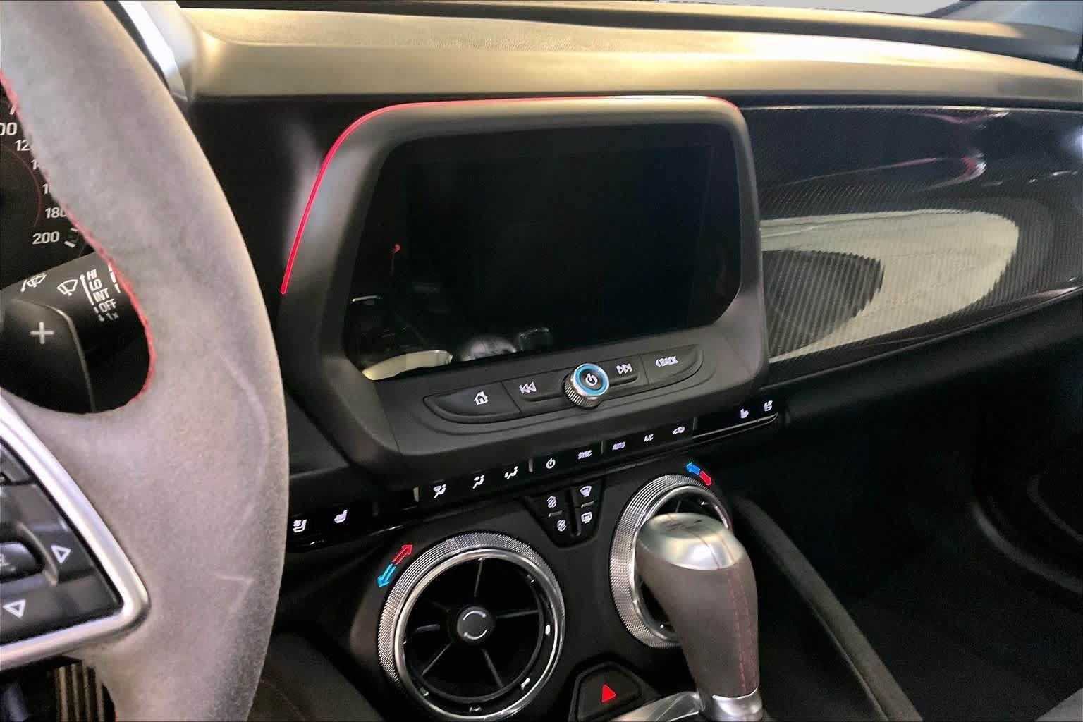 Used 2019 Chevrolet Camaro ZL1 RWD image 6