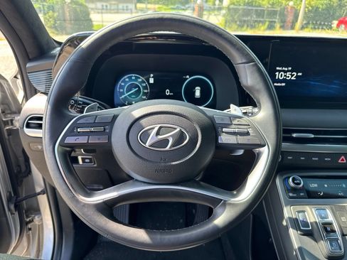 Used 2024 Hyundai Palisade Calligraphy FWD image 17
