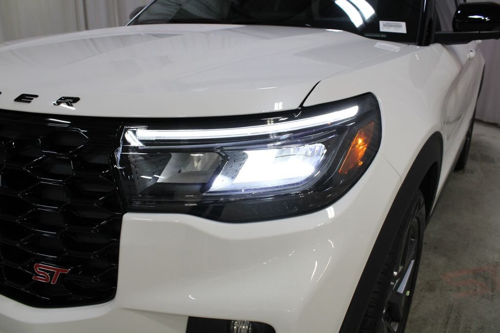 New 2026 Ford Explorer ST w/ Sun And Sound Package AWD/4WD image 35