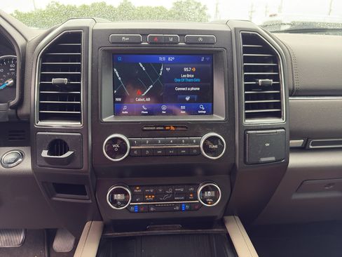 Used 2020 Ford Expedition Max Limited RWD image 7