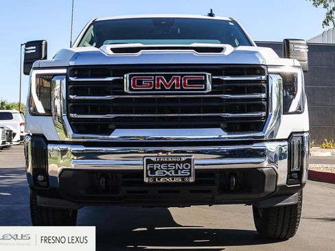 Used 2025 GMC Sierra 3500 SLE w/ SLE Convenience Package AWD/4WD image 2