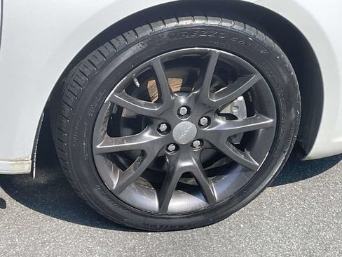 Used 2015 Dodge Dart SE w/ Convenience Group FWD image 8