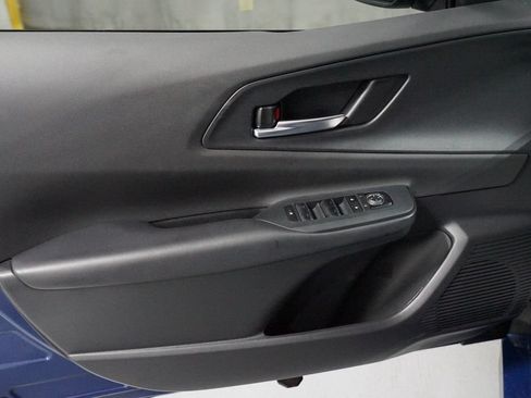 Certified 2025 Toyota Prius Plug-In Hybrid FWD image 28