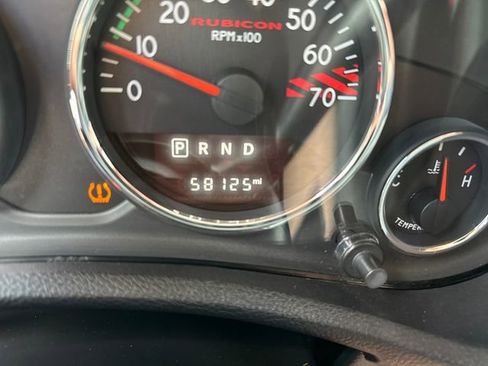 Used 2016 Jeep Wrangler Unlimited Rubicon AWD/4WD image 20