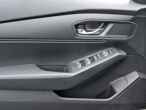 Certified 2023 Honda Accord LX image 12