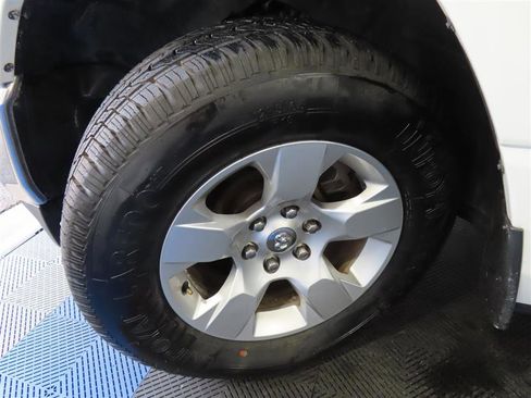 Used 2020 RAM 1500 Big Horn image 9