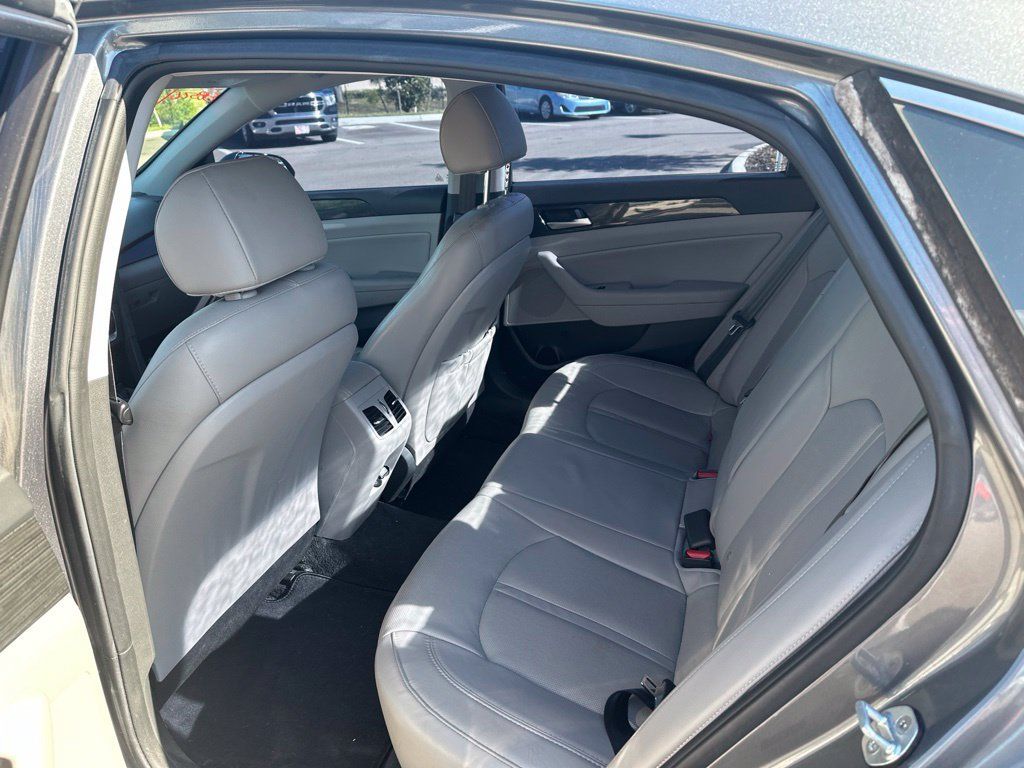Used 2018 Hyundai Sonata Limited FWD image 14