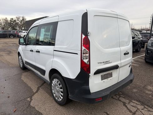 Used 2019 Ford Transit Connect XL image 3