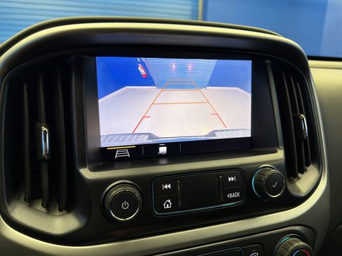 Used 2019 Chevrolet Colorado LT w/ LT Convenience Package AWD/4WD image 20