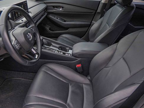 Used 2023 Honda Accord EX-L image 10