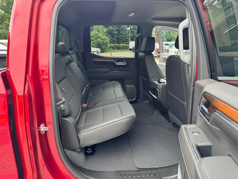 Used 2024 GMC Sierra 1500 Denali w/ Denali Reserve Package AWD/4WD image 22