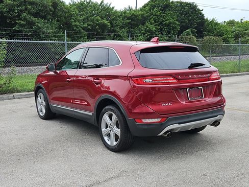 Used 2017 Lincoln MKC Premiere image 3