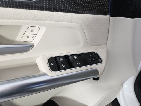 Used 2022 Mercedes-Benz GLA 250 image 18