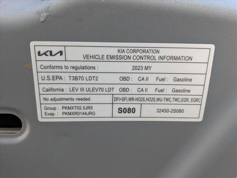 Used 2023 Kia Sorento LX image 29