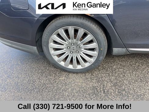 Used 2014 Lincoln MKS AWD w/ Equipment Group 101A image 22