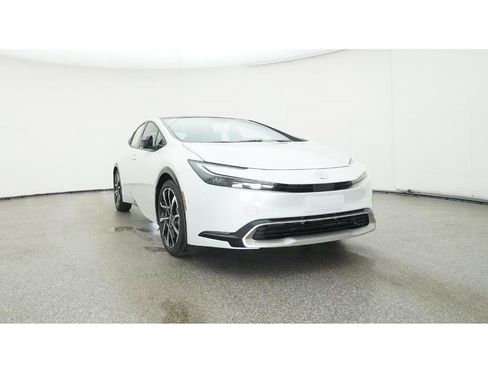 New 2026 Toyota Prius Plug-In Hybrid image 30