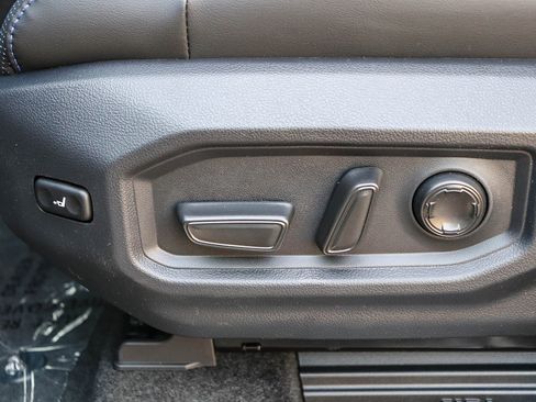 New 2026 Toyota Sequoia Platinum image 28