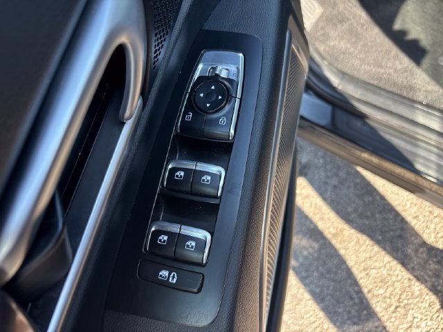 Used 2025 Kia Telluride S AWD/4WD image 10