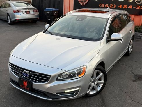 Used 2016 Volvo V60 T5 Platinum AWD/4WD image 5