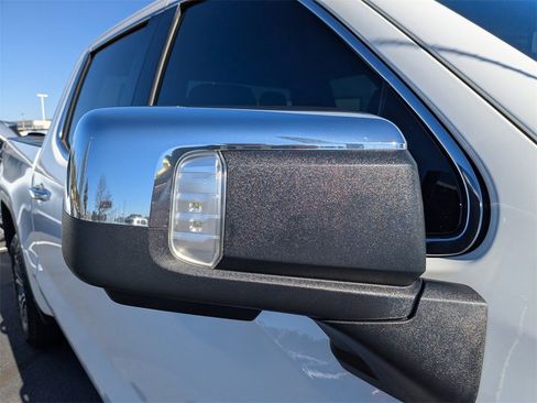 Used 2023 GMC Sierra 1500 SLT w/ X31 Off-Road Package image 14