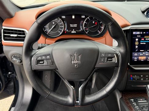 Certified 2022 Maserati Ghibli Modena Q4 image 15