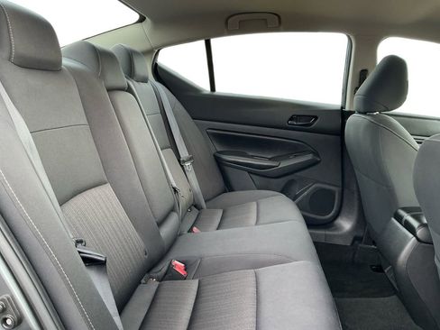 Used 2024 Nissan Altima 2.5 SV image 18