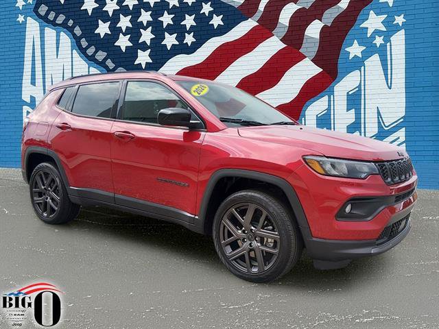 Certified 2026 Jeep Compass Latitude AWD/4WD image 1