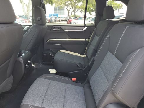 New 2026 GMC Acadia Elevation w/ Black Edition FWD image 11