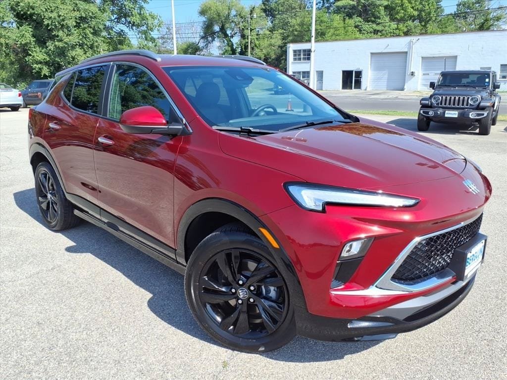 Used 2024 Buick Encore GX Sport Touring AWD/4WD image 1