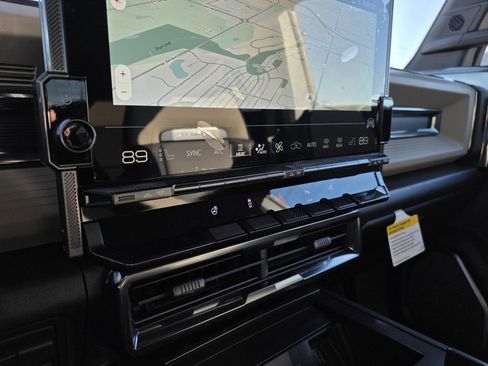 New 2026 GMC Hummer EV SUV image 19