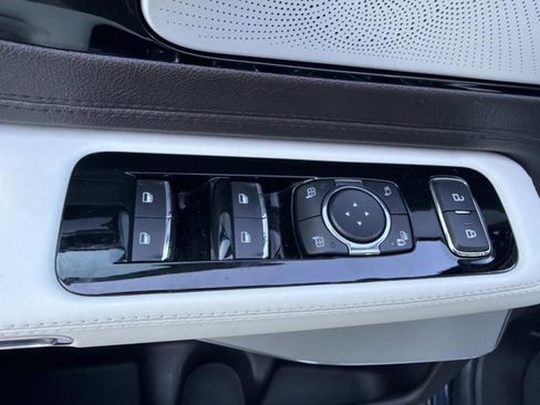 Certified 2022 Lincoln Aviator Black Label Grand Touring w/ Class IV Trailer Tow Package image 12