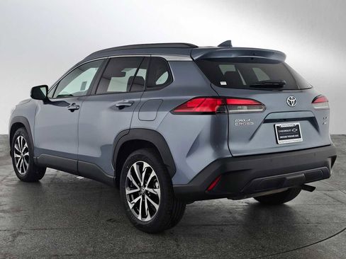 Used 2024 Toyota Corolla Cross XLE w/ Convenience Package image 10