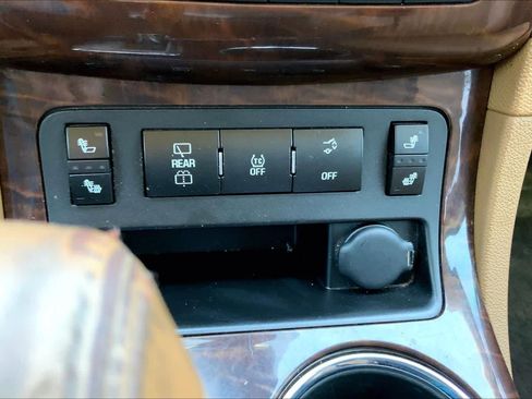 Used 2014 Buick Enclave Leather FWD image 33