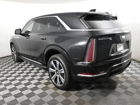 New 2025 Cadillac Escalade IQ Luxury 2 image 3