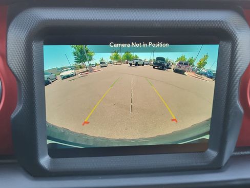 Used 2022 Jeep Wrangler Rubicon w/ Cold Weather Group AWD/4WD image 20