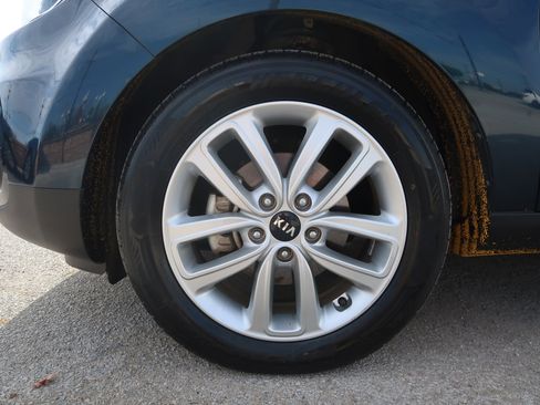 Used 2018 Kia Soul + image 37