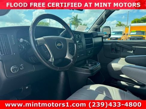 Used 2019 Chevrolet Express 3500 Extended w/ Driver Convenience Package RWD image 25