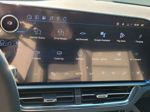 New 2026 Chevrolet Equinox EV LT AWD/4WD image 13