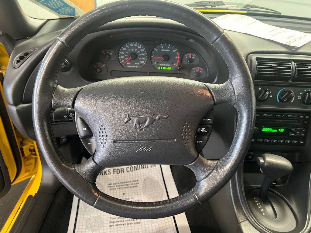Used 2004 Ford Mustang Convertible RWD image 25