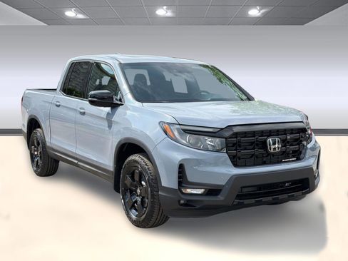 New 2026 Honda Ridgeline Black Edition image 7