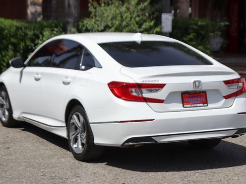 Used 2020 Honda Accord EX image 6