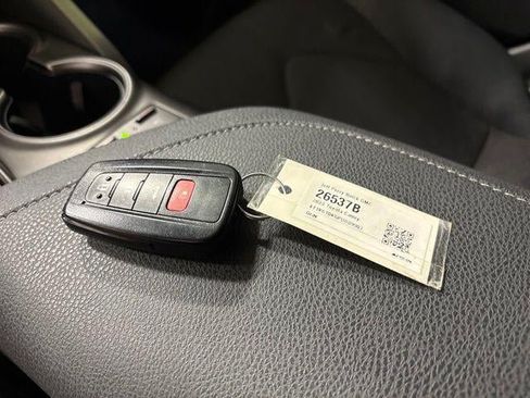 Used 2023 Toyota Camry XSE w/ Navigation Package AWD/4WD image 31