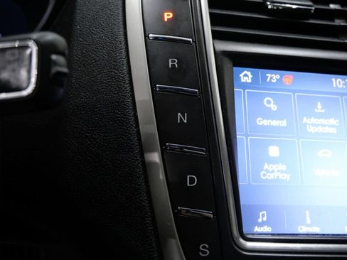 Used 2020 Lincoln Nautilus Reserve w/ Equipment Group 202A image 22