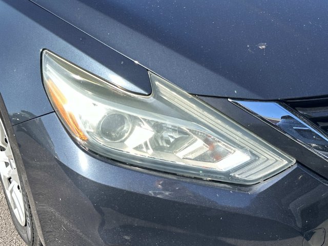 Used 2017 Nissan Altima 2.5 S w/ Power Driver Seat Package FWD image 3