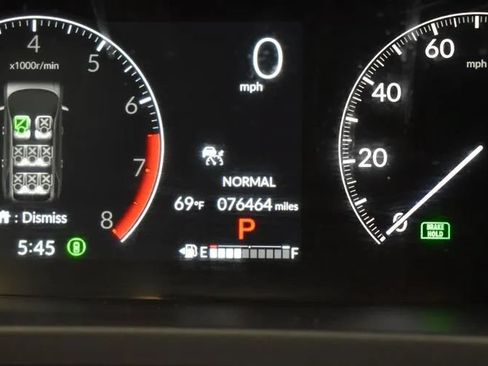 Used 2025 Honda Pilot Sport image 28